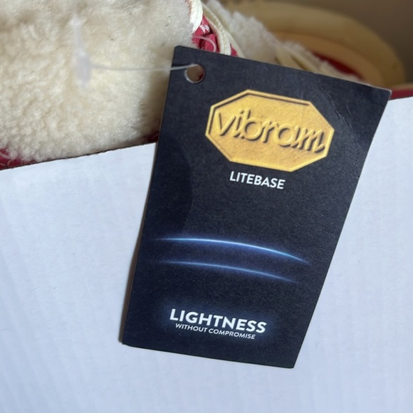 Brandblack Capo Faux Shearling W521BB RDSH Women’s 6 Sneaker - Picture 9 of 10